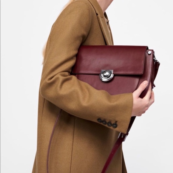 Zara oval shaped burgundy crossbody bag Medium - Picture 2 of 7